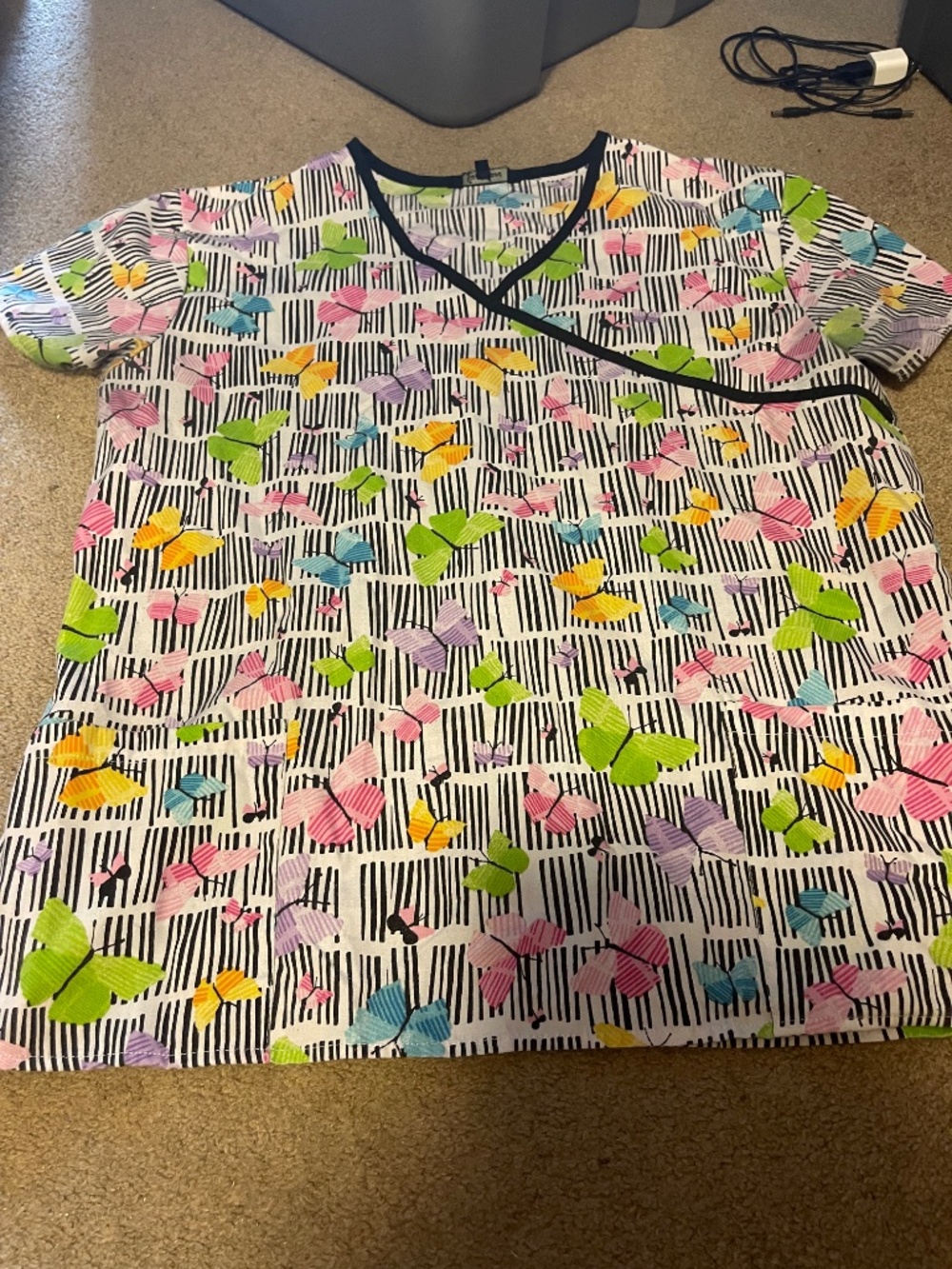 Scrub Tops - Picture 6 of 7